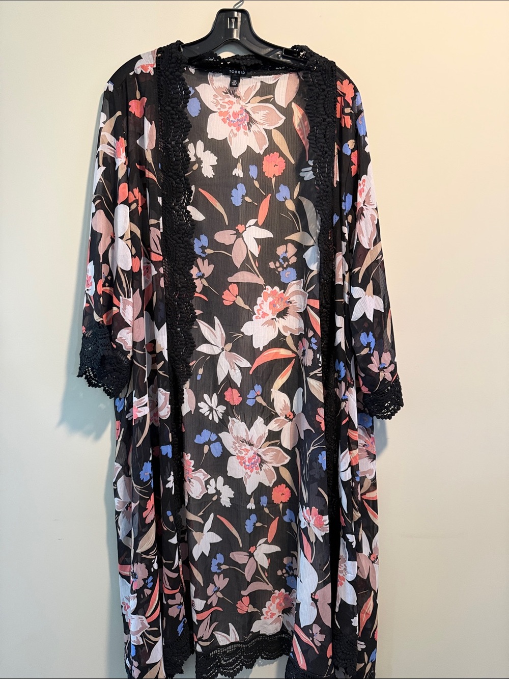 torrid Black Floral Lace-Trim Sheer Kimono Robe